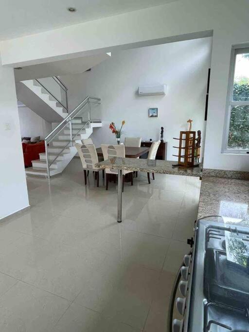 Victoria'S Beach House Heroica Heroica Alvarado Esterno foto